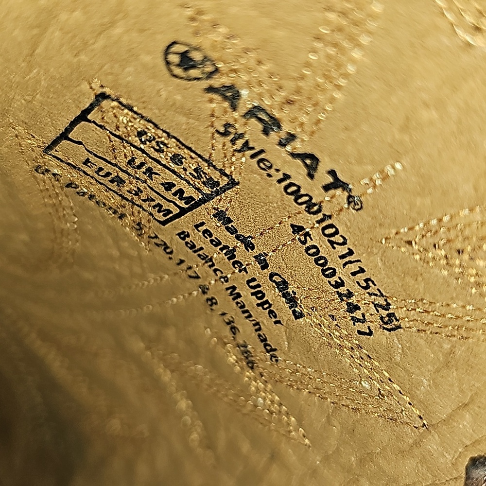 Boots - Picture 4 of 10